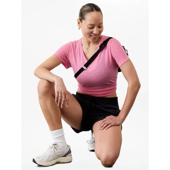 New Athleta M In the Clouds Vest Black Medium - Picture 2 of 8